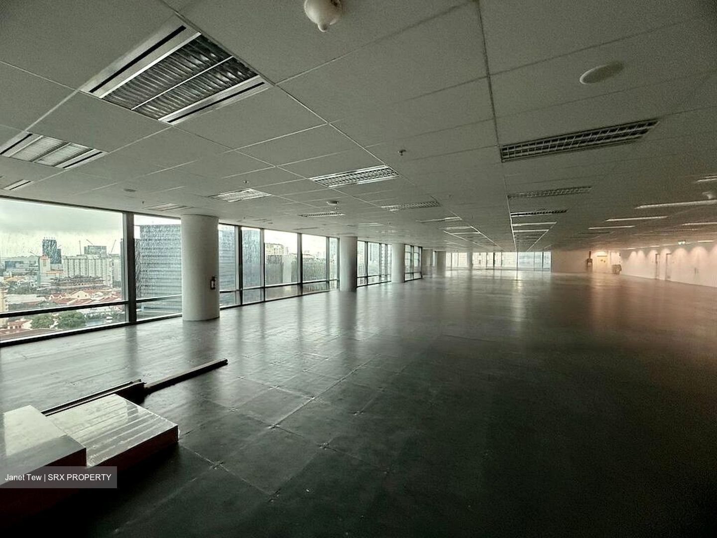 Capital Square (D1), Office #478359381